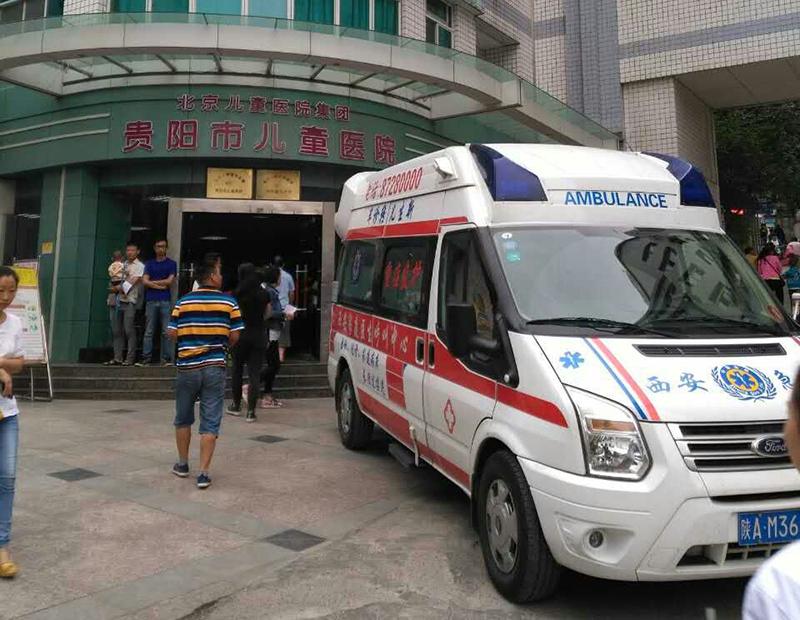 大箐山县救护车转院